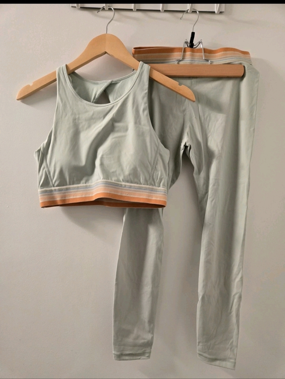 Popflex Retro Rainbow Matching Set - Bra - Size Large & Leggings - Size Small